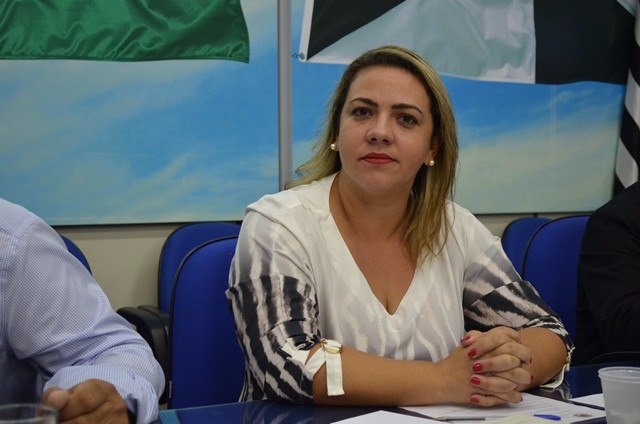 2017217_FOTO - Atendimento noturno da Assistência Social é pedido por Carla Lucena